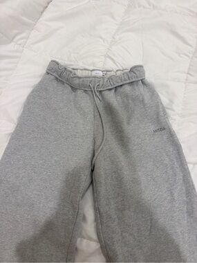 Aritzia Kids Gray Drawstring Sweatpants